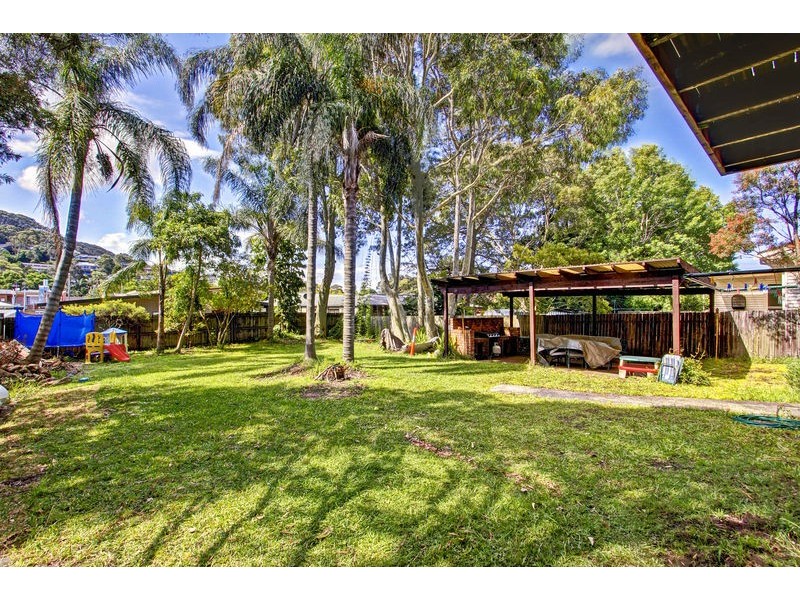 24 Dillon Road, Wamberal NSW 2260