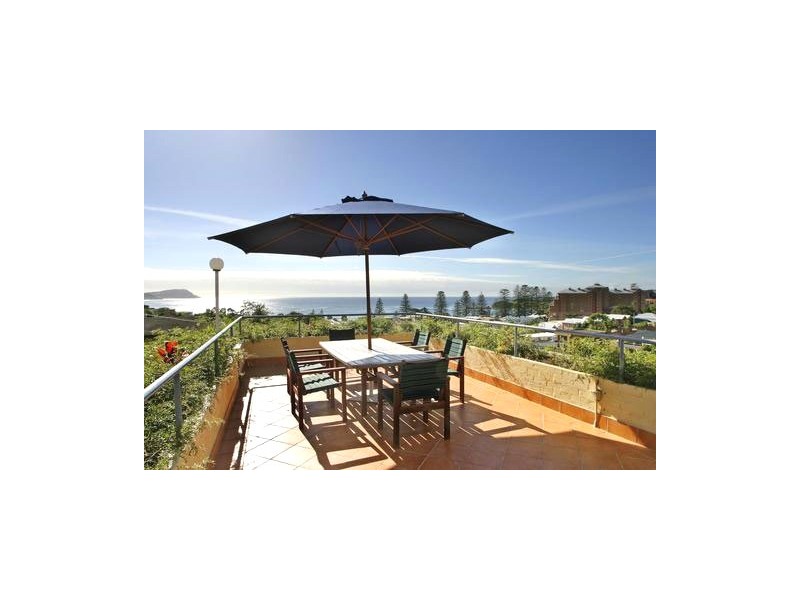 4/32 Campbell Crescent, Terrigal NSW 2260