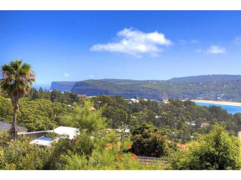 102 Del Monte Place, Copacabana NSW 2251