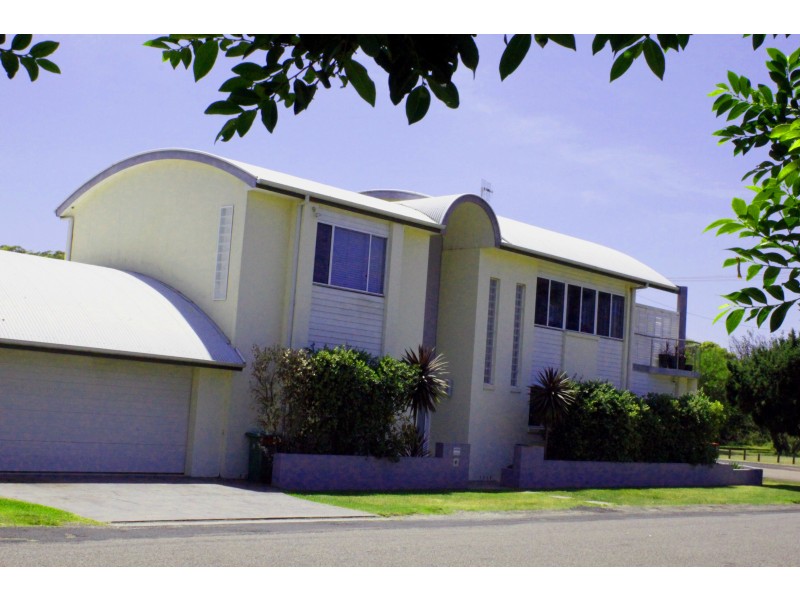 Bateau Bay NSW 2261