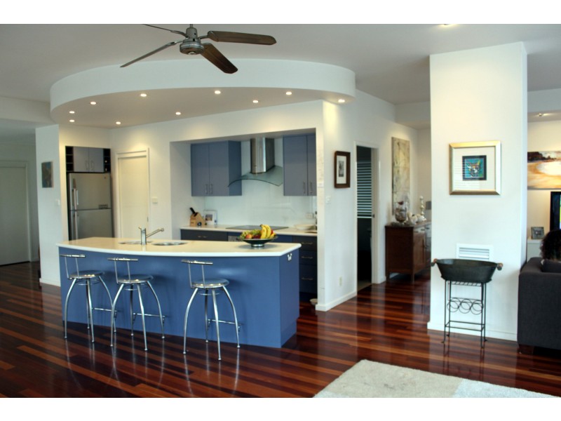 Bateau Bay NSW 2261