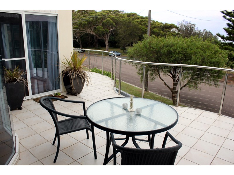 Bateau Bay NSW 2261