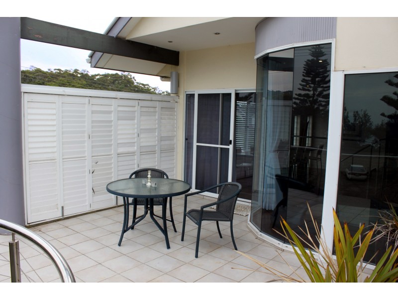 Bateau Bay NSW 2261