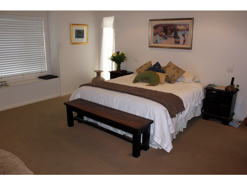 Bateau Bay NSW 2261