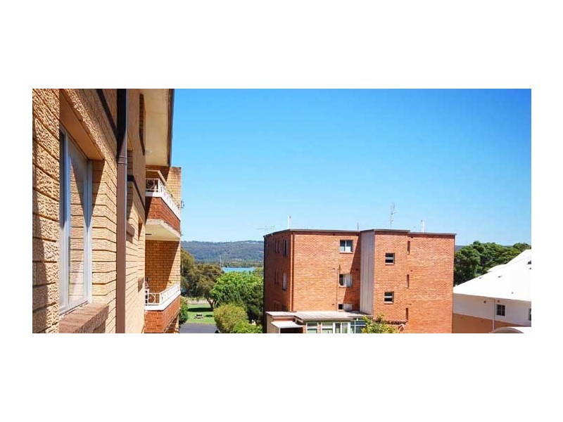 Point Frederick NSW 2250