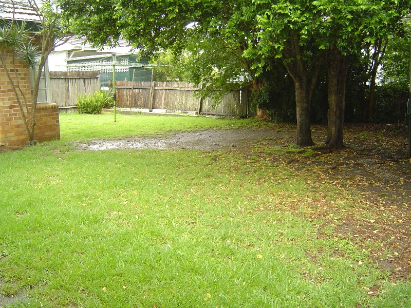 230 Gertrude St, Gosford NSW 2250