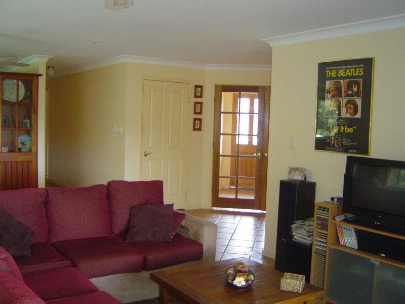 42 Katherine Crescent, Green Point NSW 2251