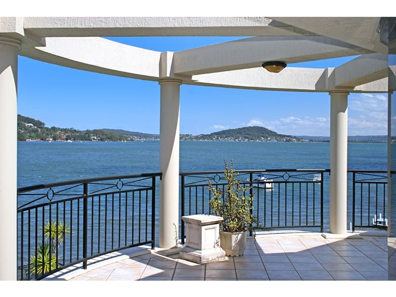 East Gosford NSW 2250