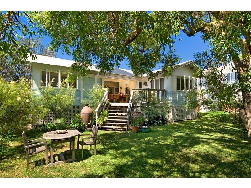 69 Lakeside Drive, Macmasters Beach NSW 2251