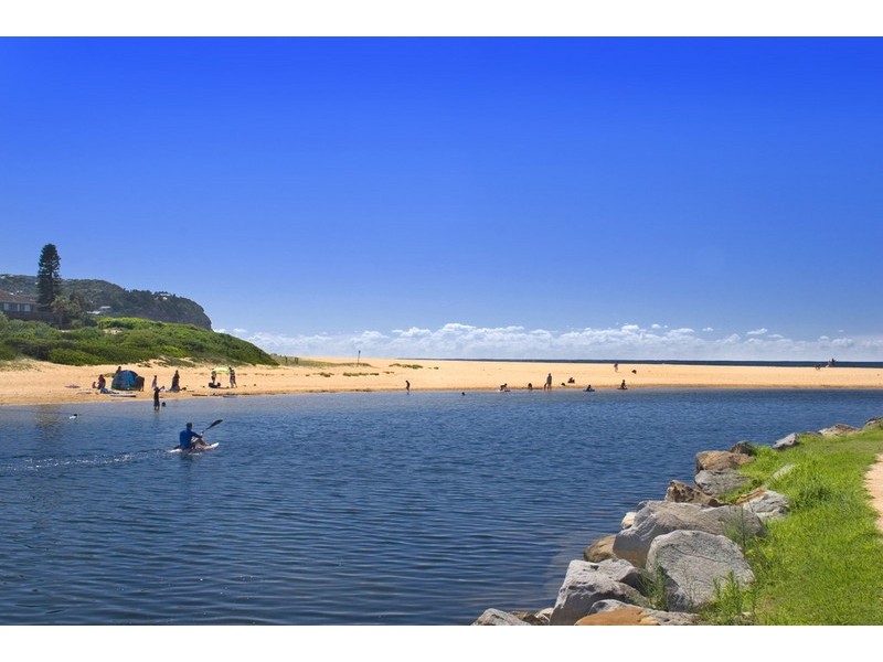 69 Lakeside Drive, Macmasters Beach NSW 2251