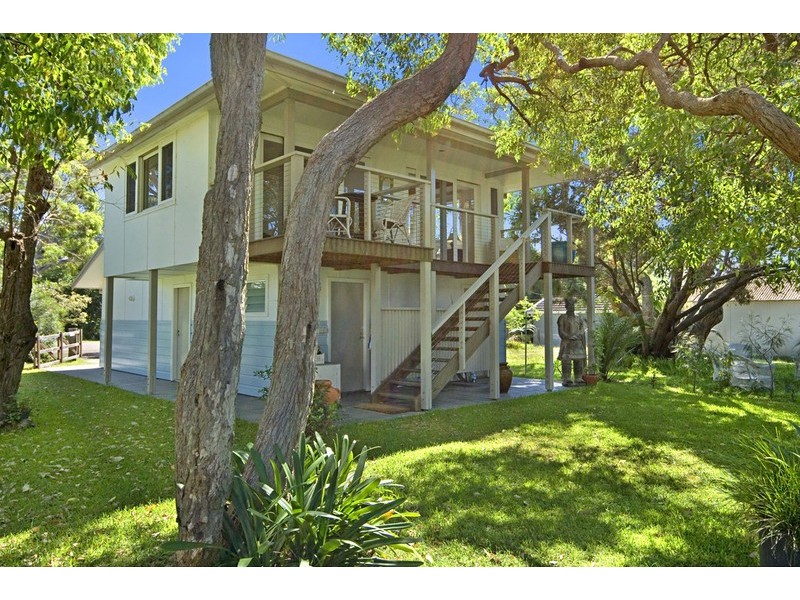 69 Lakeside Drive, Macmasters Beach NSW 2251