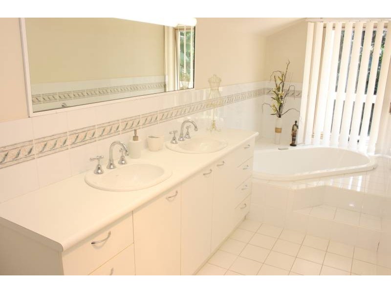 1 Wycombe Road, Terrigal NSW 2260