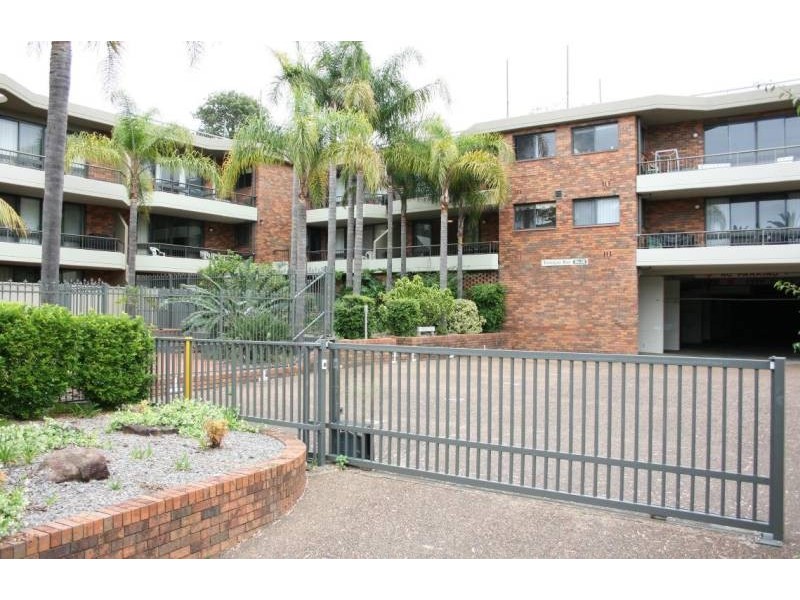 12/13 Campbell Cres, Terrigal NSW 2260