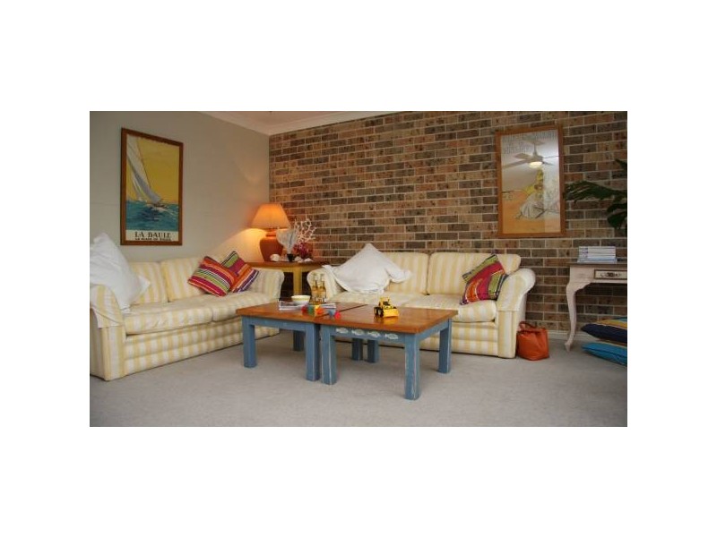 2/14 Yodalla Place, Avoca Beach NSW 2251