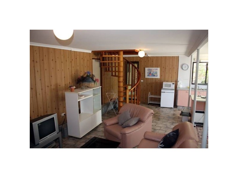 30 Fairscene Crescent, Avoca Beach NSW 2251