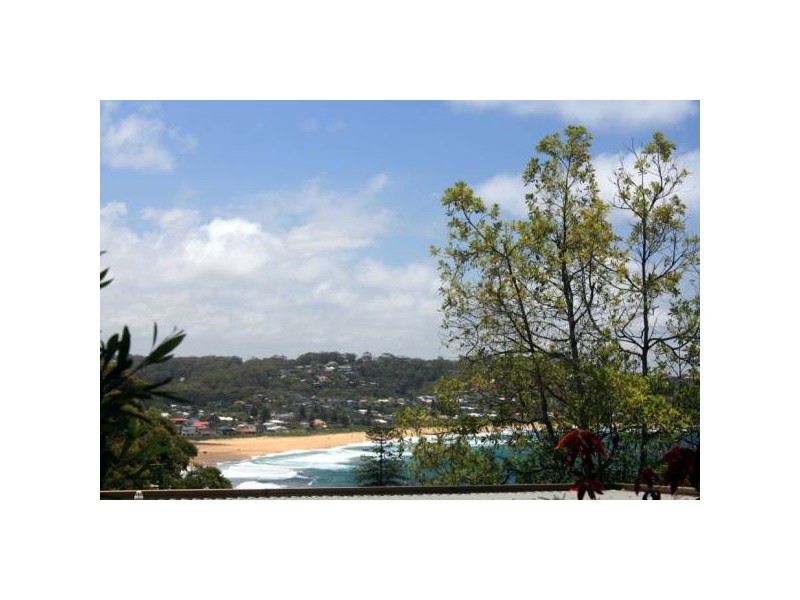 30 Fairscene Crescent, Avoca Beach NSW 2251