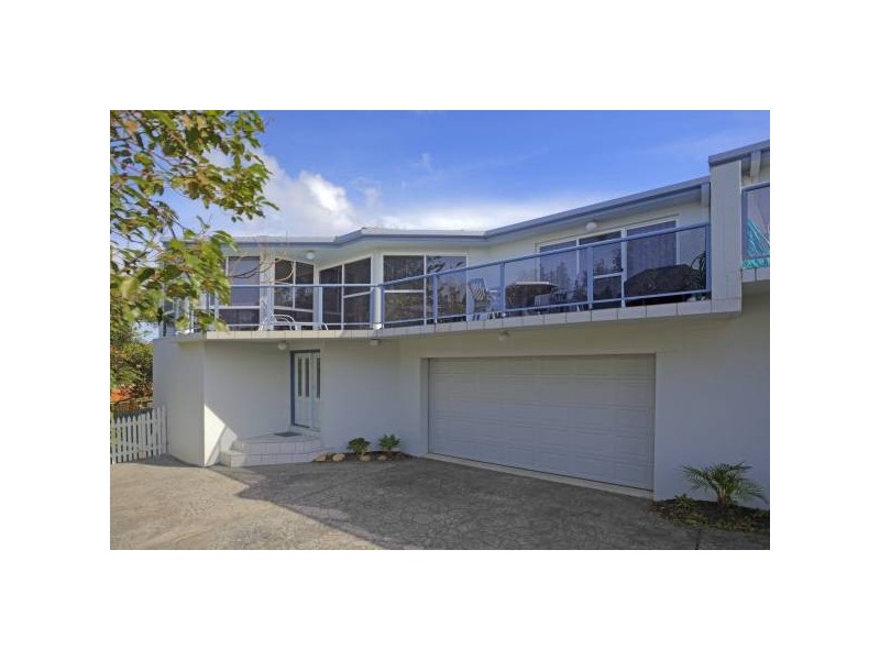 2/6 Prince Street, Wamberal NSW 2260