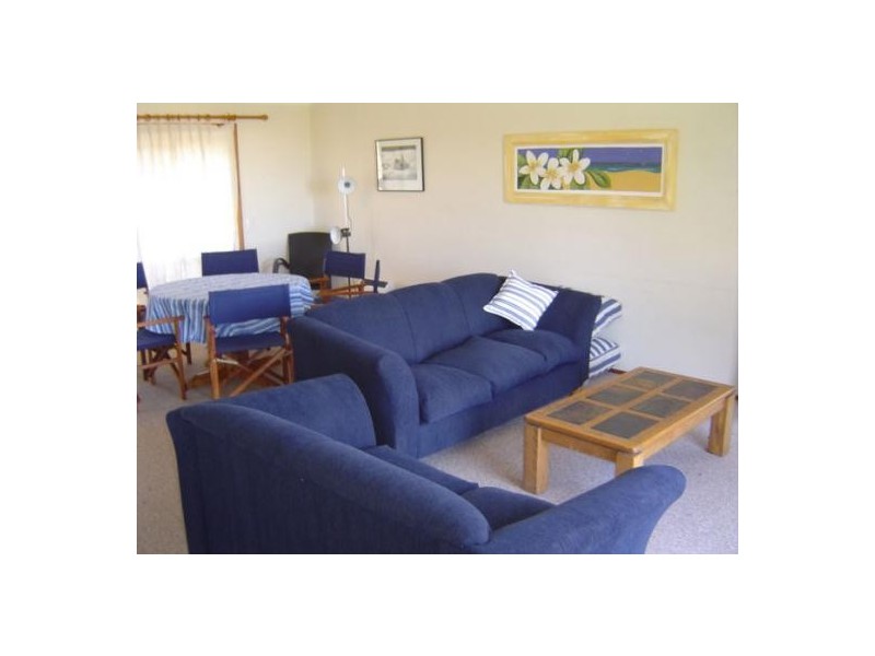 20 Warren Ave, Avoca Beach NSW 2251