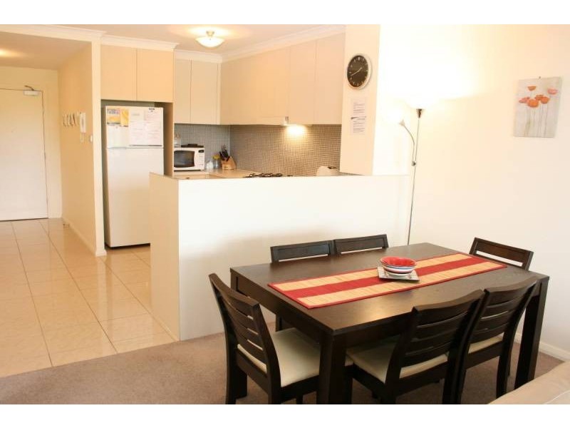 363/80 John Whiteway Drive, Gosford NSW 2250