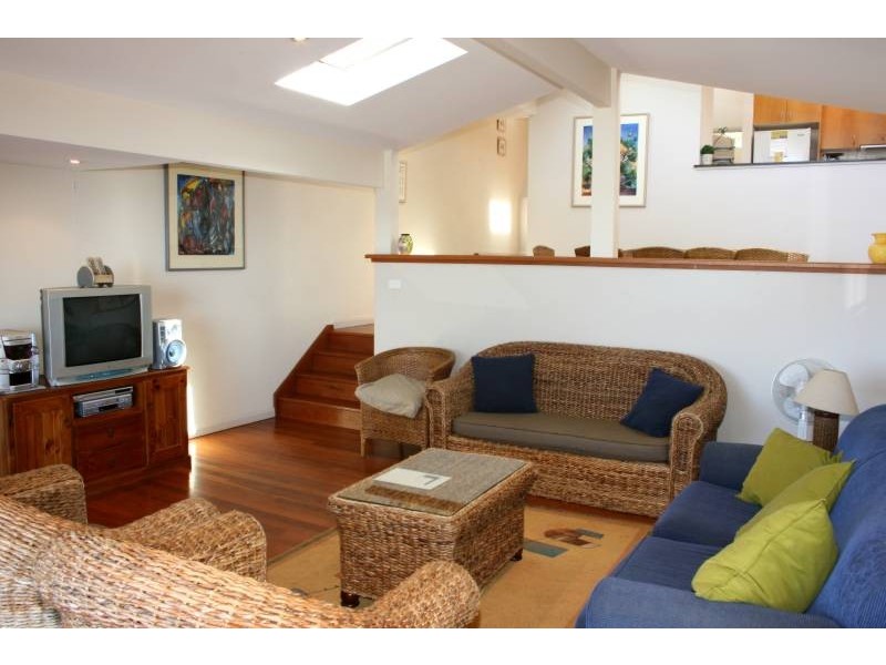 17a Warren Ave, Avoca Beach NSW 2251