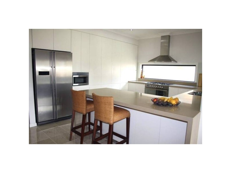 26 Ocean Street, North Avoca NSW 2260