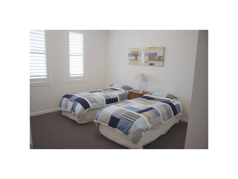 26 Ocean Street, North Avoca NSW 2260