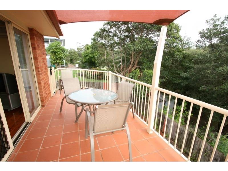 2/24 Maroomba Road, Terrigal NSW 2260