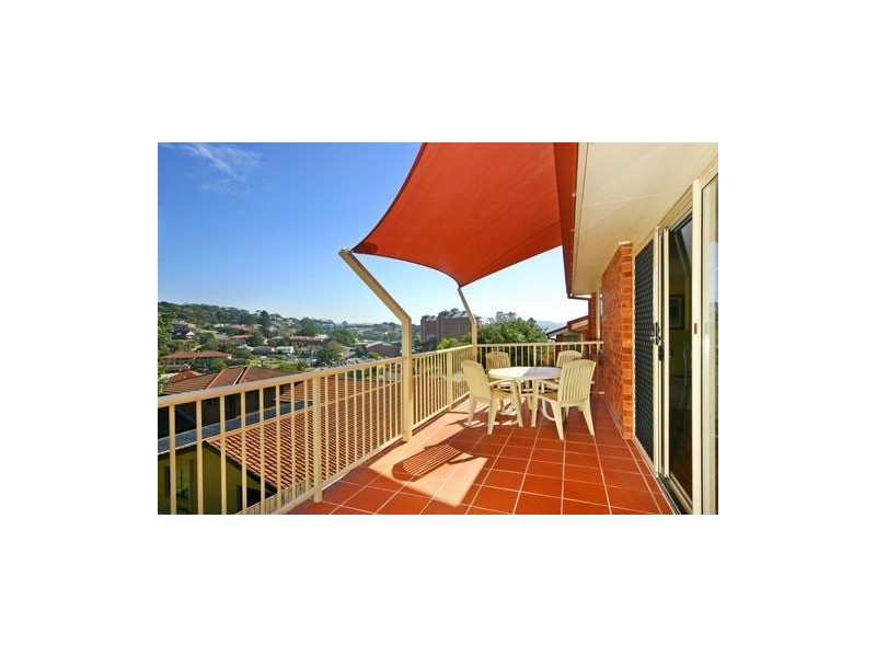 2/24 Maroomba Road, Terrigal NSW 2260