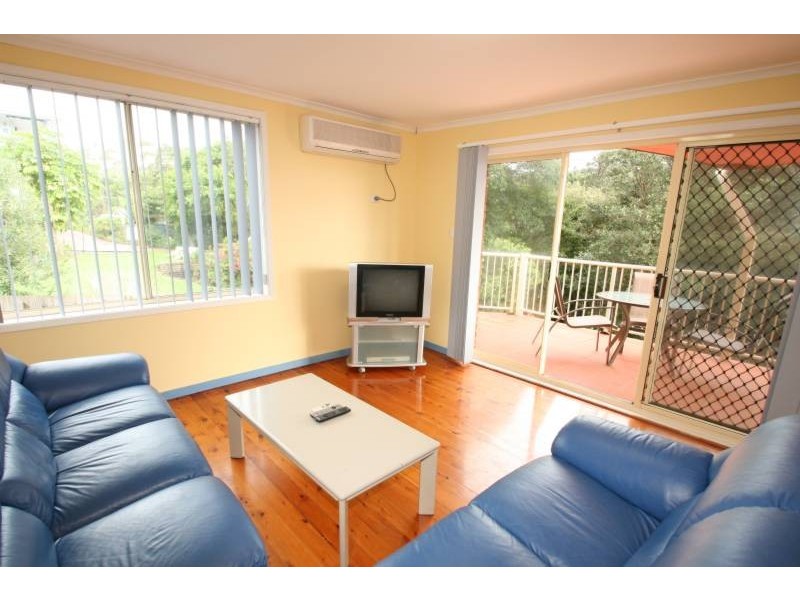2/24 Maroomba Road, Terrigal NSW 2260