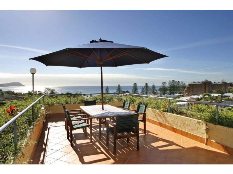 4/32 Campbell Cres, Terrigal NSW 2260
