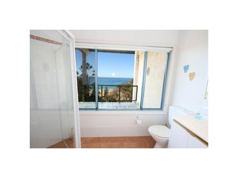 19a Warren Avenue, Avoca Beach NSW 2251