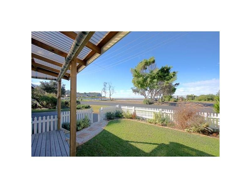 3/ 2 Ficus Avenue, Avoca Beach NSW 2251