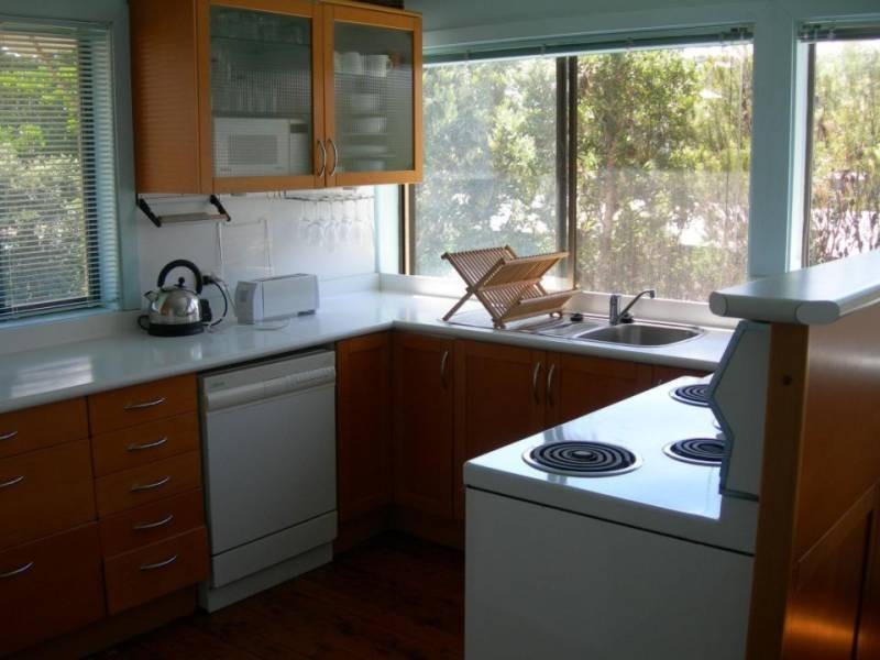 5 Tudibaring Pde, Macmasters Beach NSW 2251