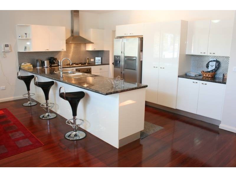 2/30-32 Barnhill Road, Terrigal NSW 2260