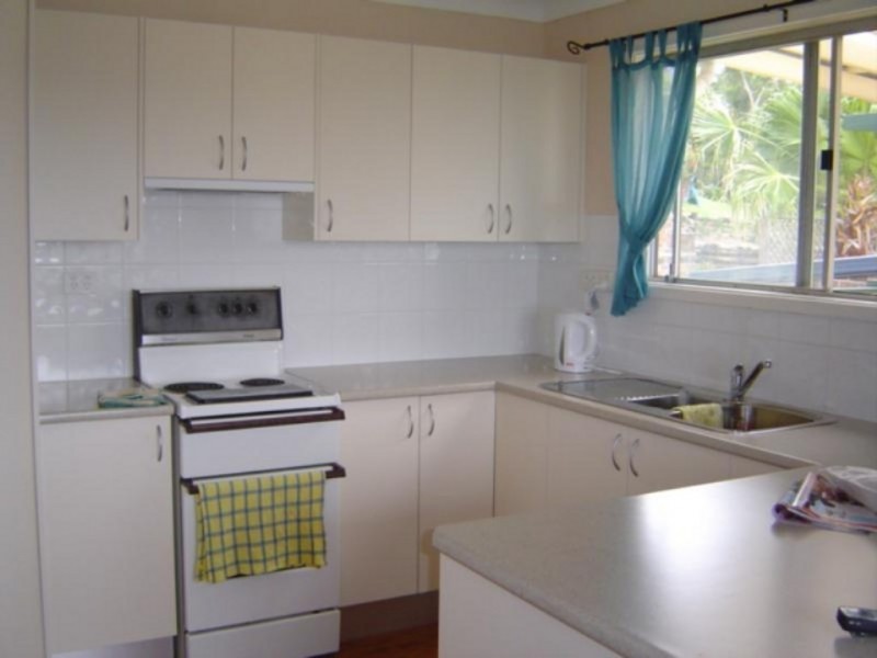 21A Fiesta Cres, Copacabana NSW 2251