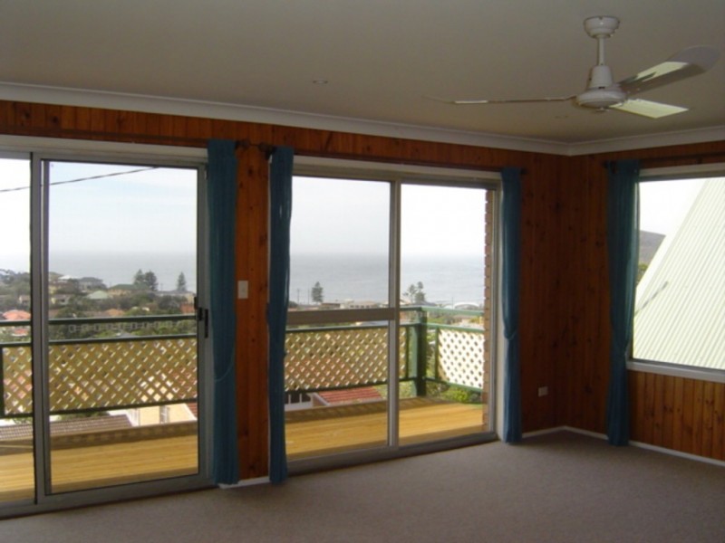 21A Fiesta Cres, Copacabana NSW 2251