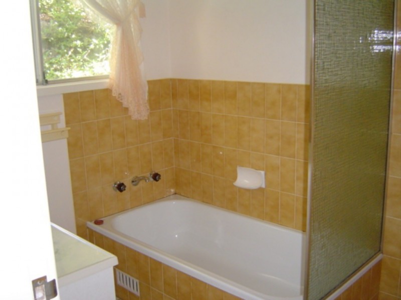 21A Fiesta Cres, Copacabana NSW 2251