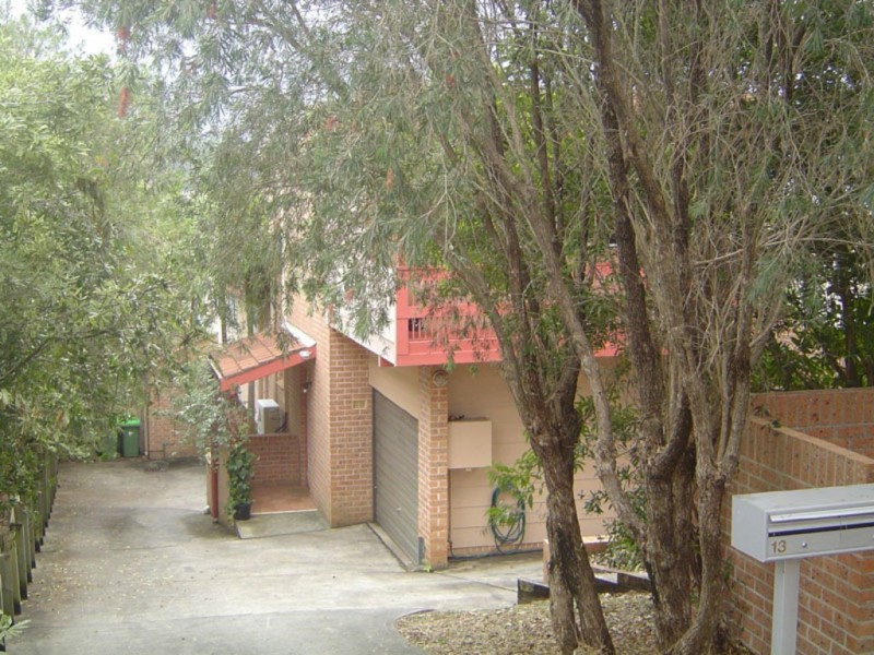 2/13 Whiting Avenue, Terrigal NSW 2260