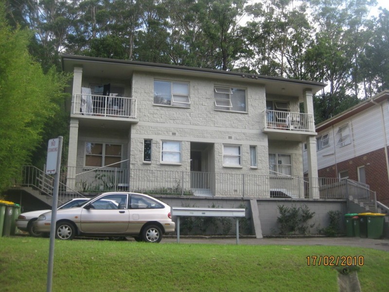 2/8 Margin Street, Gosford NSW 2250