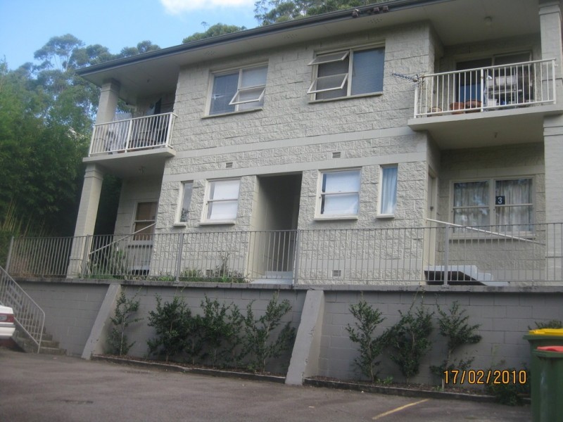 2/8 Margin Street, Gosford NSW 2250