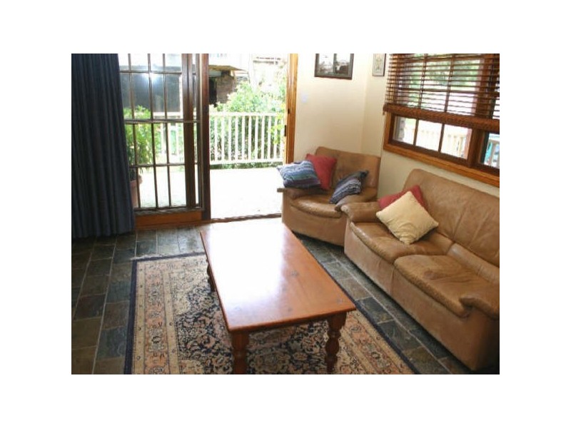 13 Cabbage Tree Ave, Avoca Beach NSW 2251