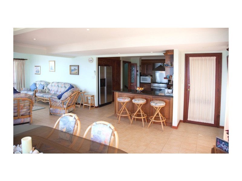 Forresters Beach NSW 2260