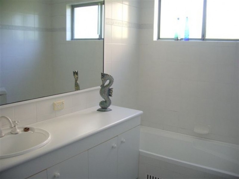 1/13 Barnhill Road, Terrigal NSW 2260