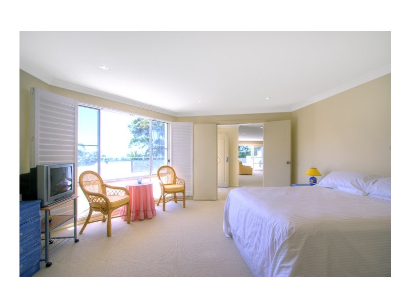 2/9 Hillcrest Street, Terrigal NSW 2260