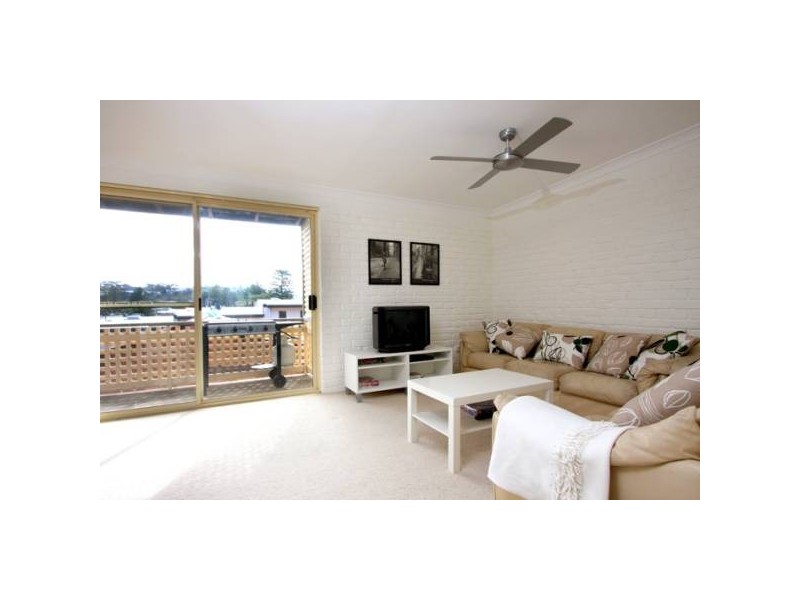 4/8 Avoca Drive, Avoca Beach NSW 2251