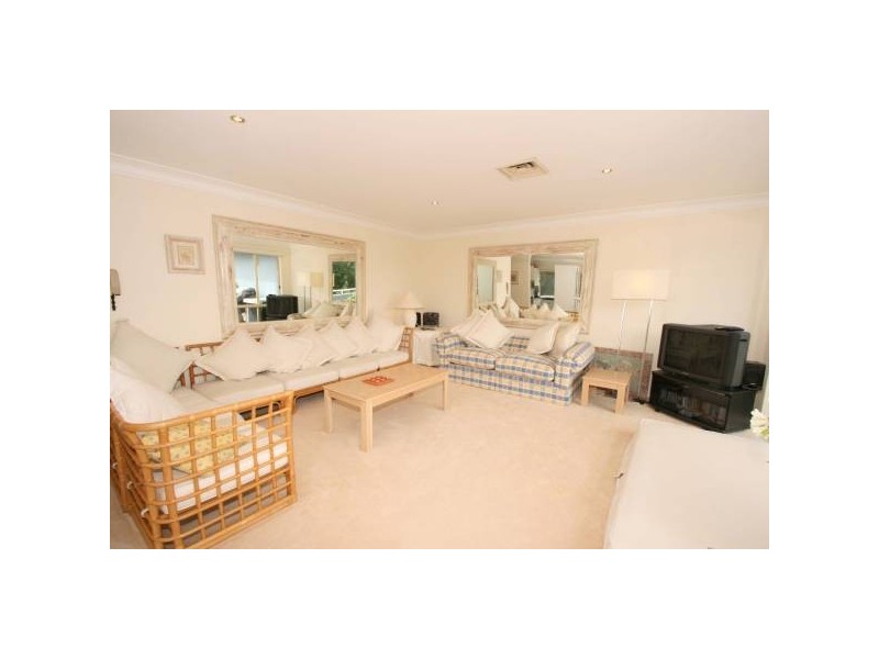 11/21 North Avoca Pde, North Avoca NSW 2260