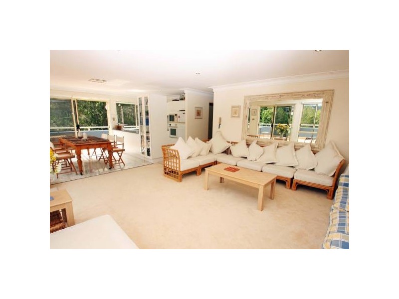 11/21 North Avoca Pde, North Avoca NSW 2260