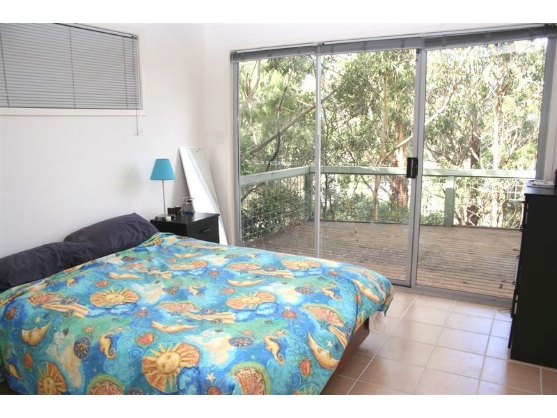 2B Harcourt Place, North Avoca NSW 2260