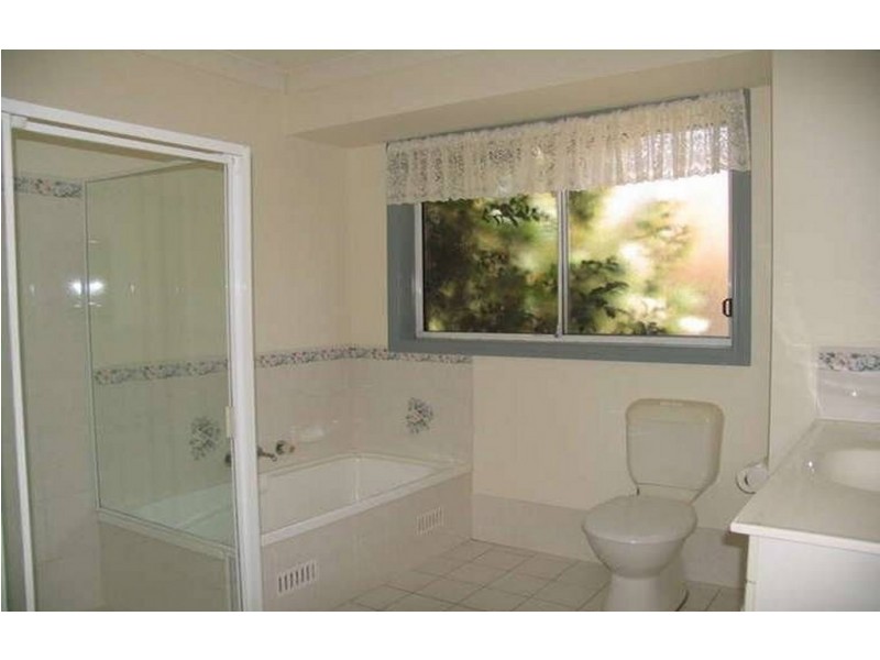 12 Rembrae Drive, Green Point NSW 2251