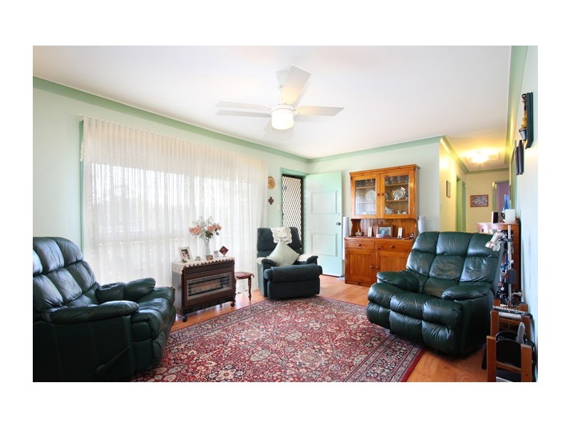 587 Pacific Highway, Wyoming NSW 2250